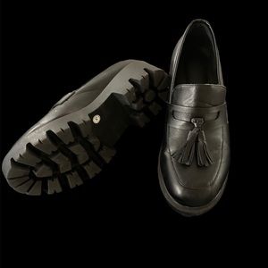 Lug Sole Black Loafer
